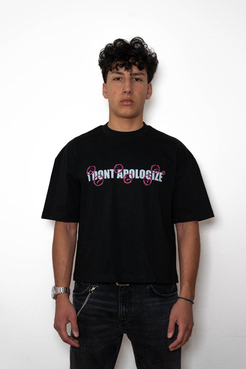 ’LUV ME’ CROPPED TEE